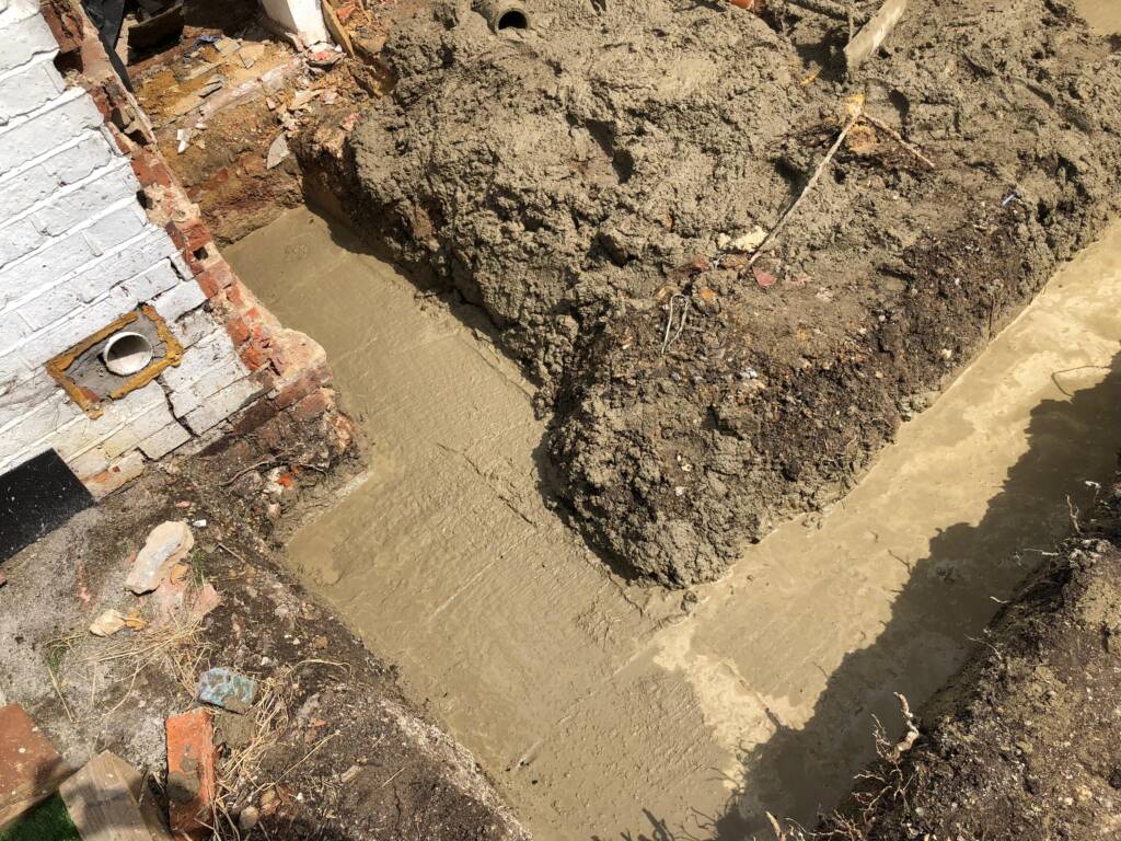 Building on Surrey Clay: Choosing the Right Foundation for Your Extension 2 Concrete footings