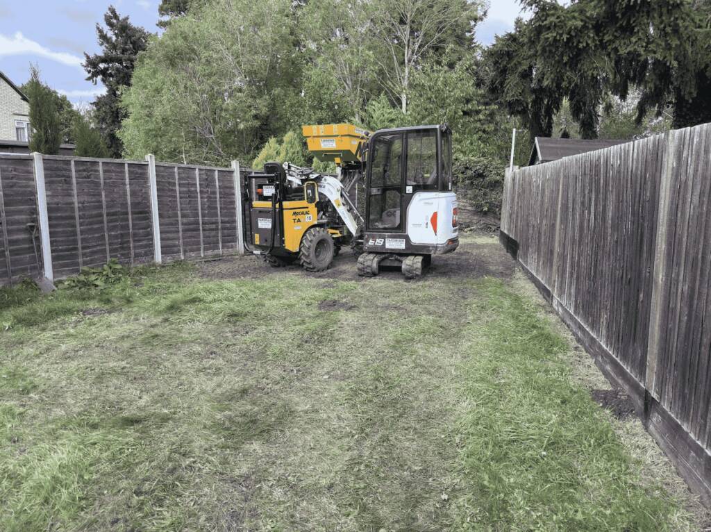 Garden Levelling & Fencing 3 IMG 3698.DNG